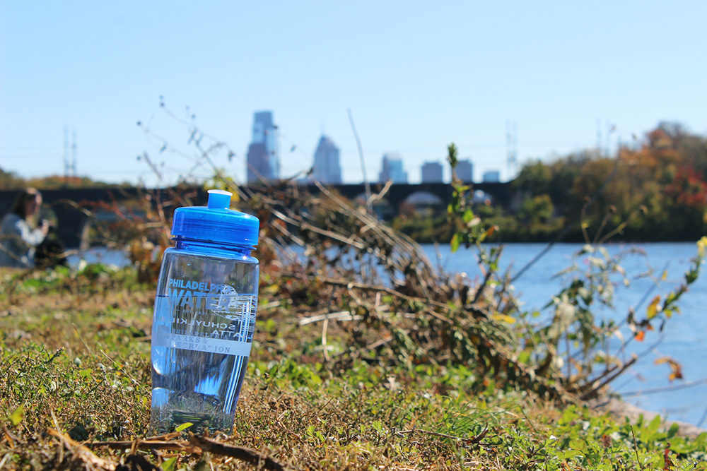 Philadelphia Water and Head of the Schuylkill Regatta teamed up to give away 12,000 reusable bottles Oct. 24-25. It's part of a new effort to encourage people to save money with tap water and fight litter with refillable bottles. Credit: Philadelphia Water/Brian Rademaekers